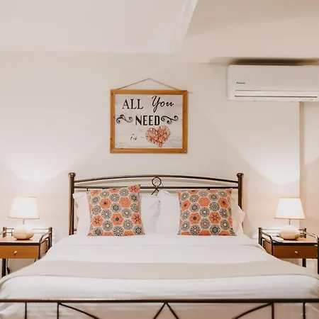 House, Aprtm., Agiou Nikolaou, Patras